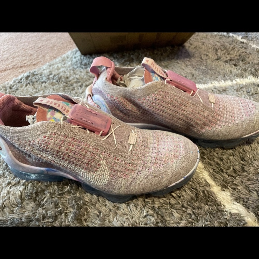 Woman's Nike vapormax 2020 FK